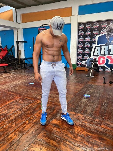 flache onlyfans kunst heiße foto