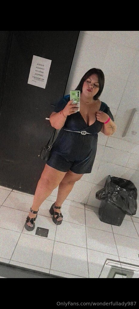 Wonderfullady987 Fotoaufnahmen