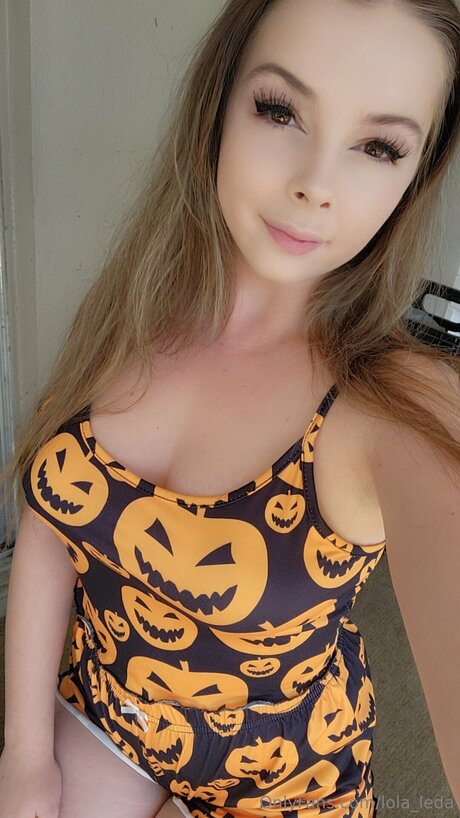 Lola Leda erotische pornographische archiv