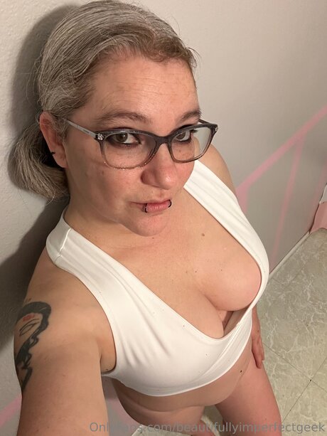 Beautifullyimperfectgeek heiße kunst bilder