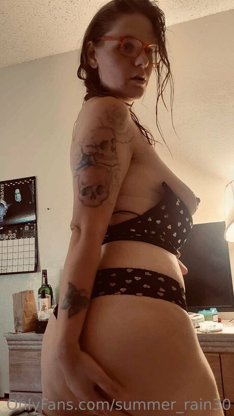Summer Rain30 hübsche nackte galerie