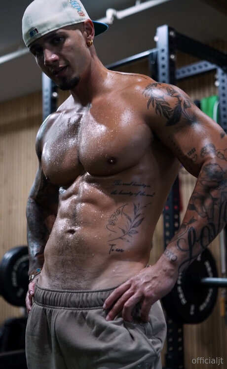 Officialjt top porno bild