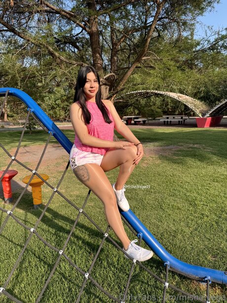 Mishelvega kunst nackt archiv