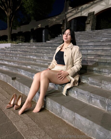 Mishelvega heiße nackten archiv