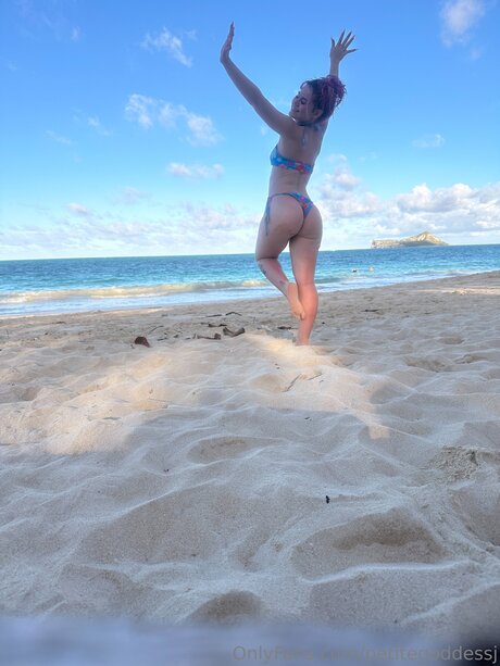 Petitegoddessj erwachsene hd bild