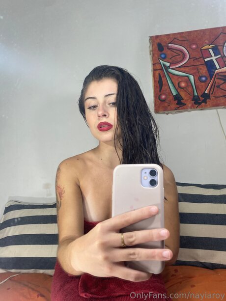 Nayiaroy pornostar kostenlose foto