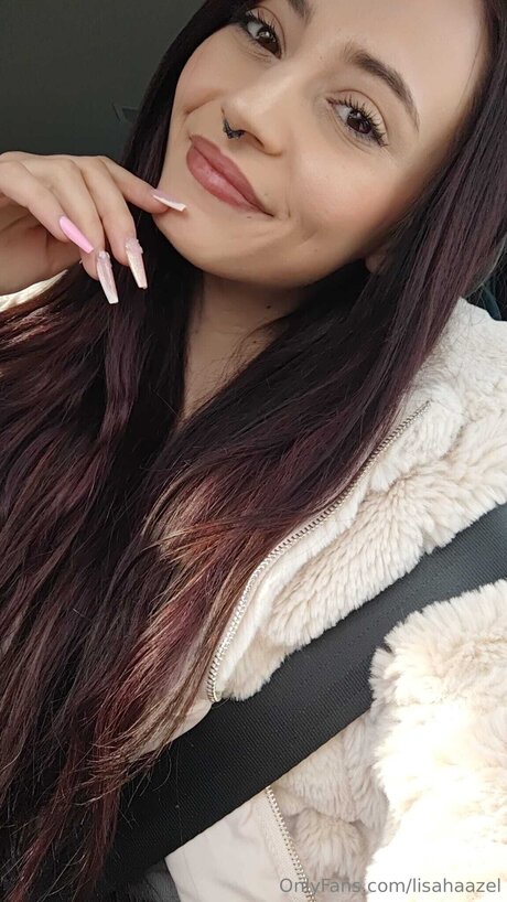 Lisahaazel schöne heiße bilder