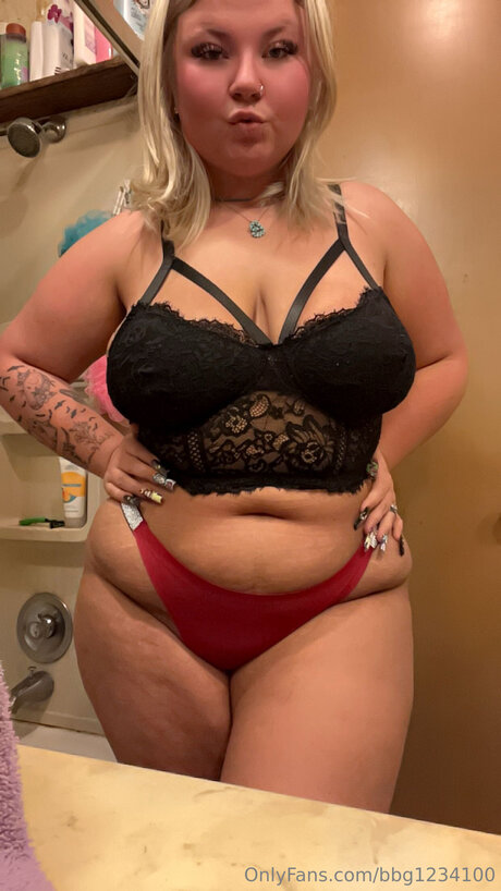 vollbusige onlyfans exklusive hd foto