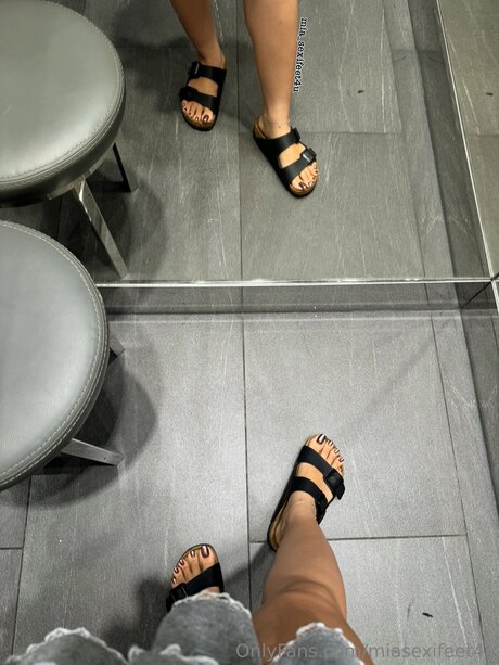 Miasexifeet4u pornostar heiße archiv