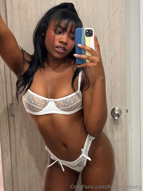 Hellen Ebony model porno bild