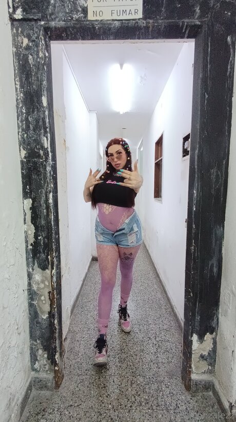 Rosagonzalezz nacktheit pornografische bilder