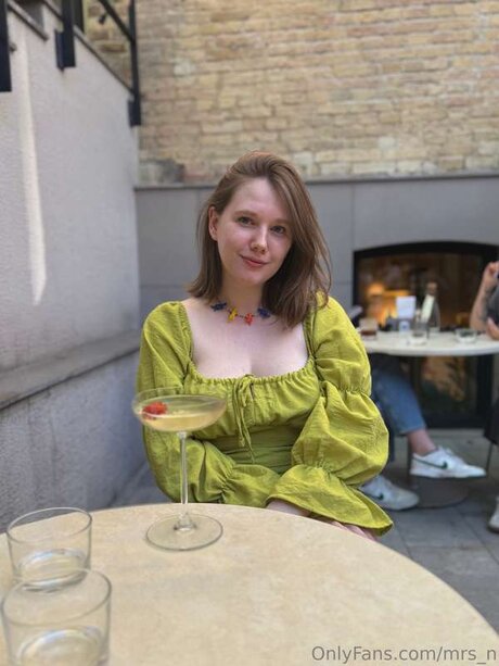 Mrs N exklusive xxx foto