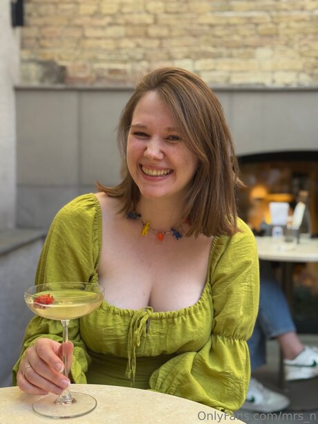 Mrs N freie nette fotos