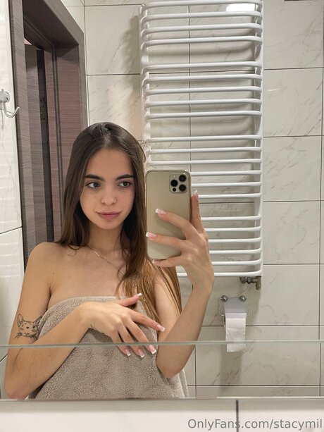 Stacymil top erwachsene bilder