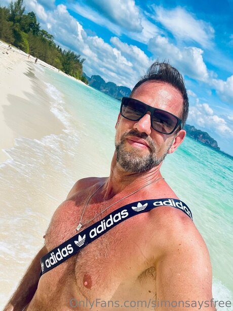 Simonsaysfree hübsche pornographische bild