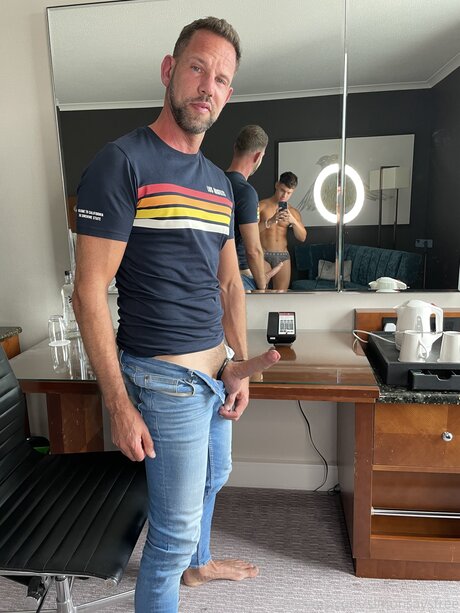 Simonsaysfree Profilfoto