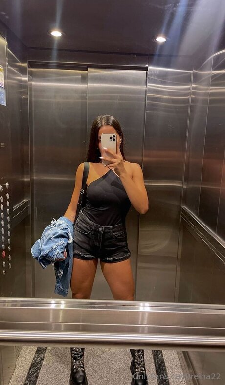 Reina22 schöne nackt foto