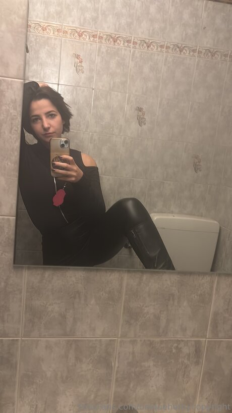 Uniquehornycopyright Profilfoto