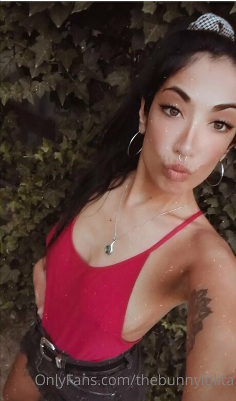 Sexybunnylola freie porno bild