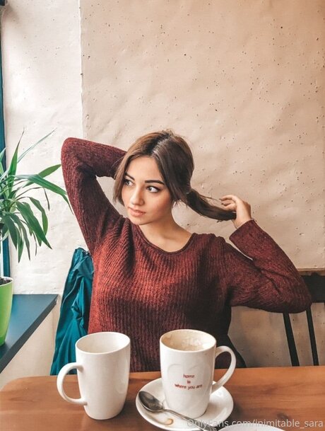 Inimitable Sara pornostar erotische foto