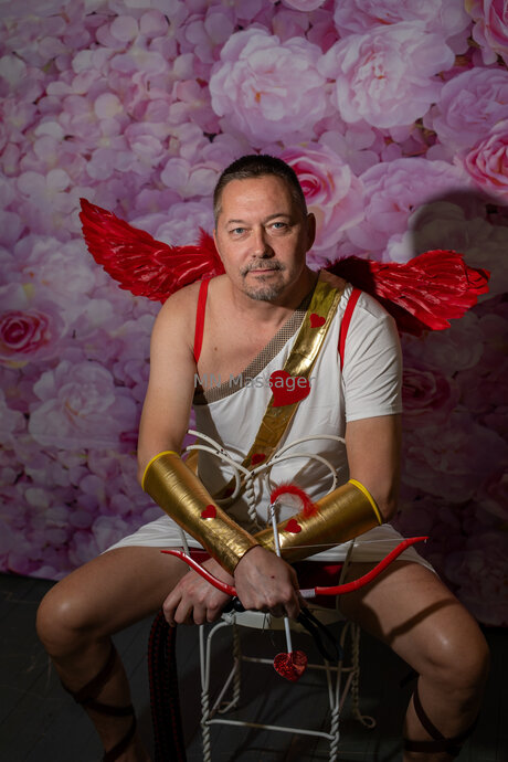 Mnmassager porno kunst galerie