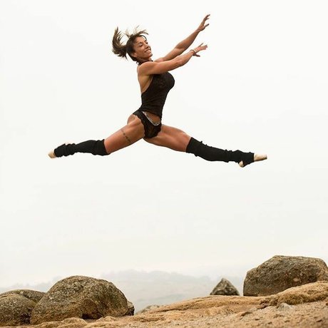 zierliche brünette nur fans porno hübsche galerie