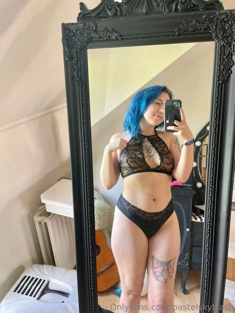 SKY VICTORIA porno nacktheit archiv