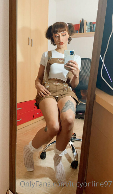 Wet Lucy Baby top schöne bild