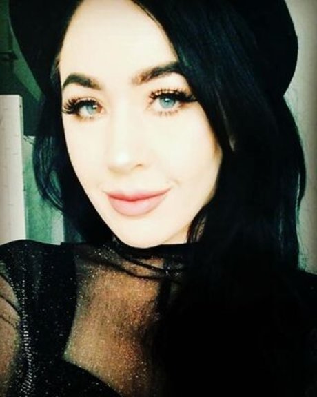 LucieLuv pornostar erwachsene archiv