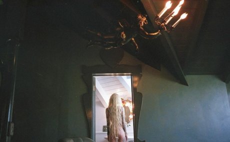 Emma Vauxdevil kostenlose exklusive fotos