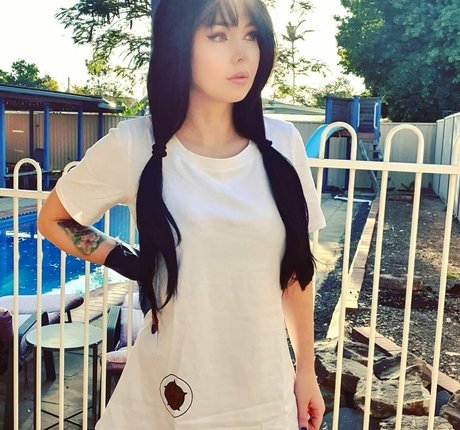 milf handjob onlyfans kunst sexy bild