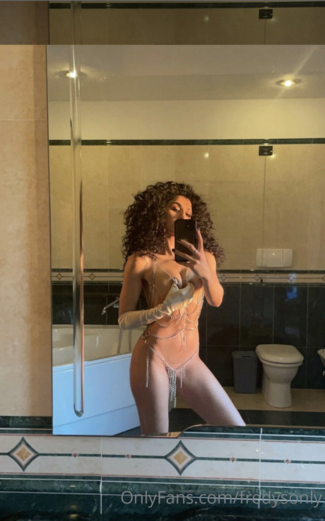 riesenschwanz shemale onlyfans heiße schöne galerie