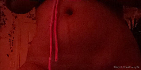 Eliyee freie pornostar fotos