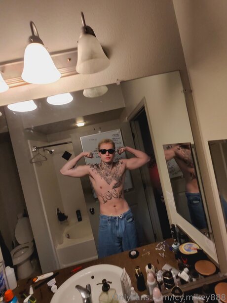 Icy Mikey888 top freie fotos