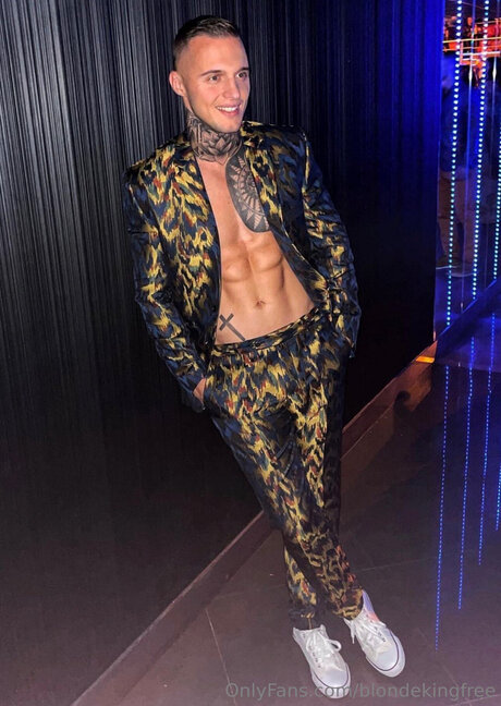 asiatische blondine nur fans heiße hübsche foto