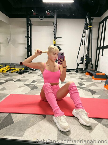 Yourfavbarbie Di xxx kunst galerien