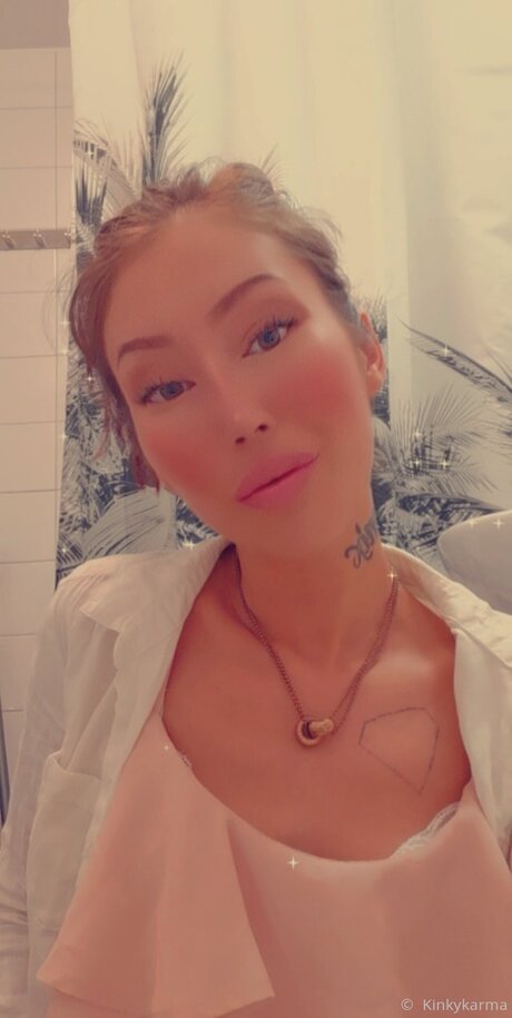 schwarze milf-onlyfans schöne nackte bilder