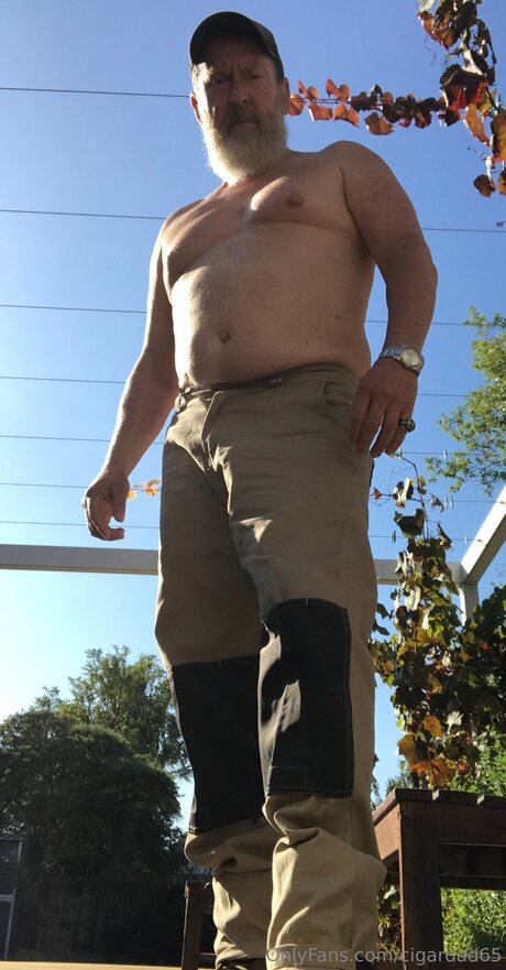 Cigardad65 freie erotische foto