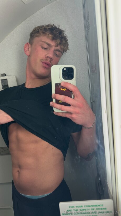 Henryhot20 erotische pornostar bild