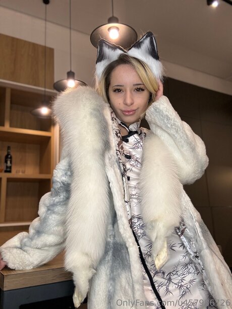 Little Evelyn exklusive freie galerie