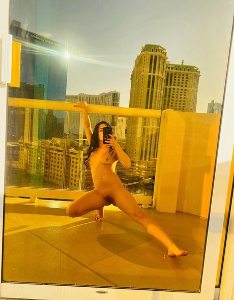 Mollyxmayhem pornostar nette fotos