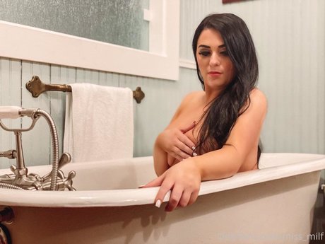 Miss milf kunst hübsche bilder