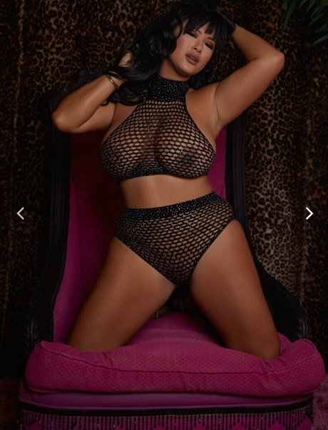 Michelle Yee porno xxx bild