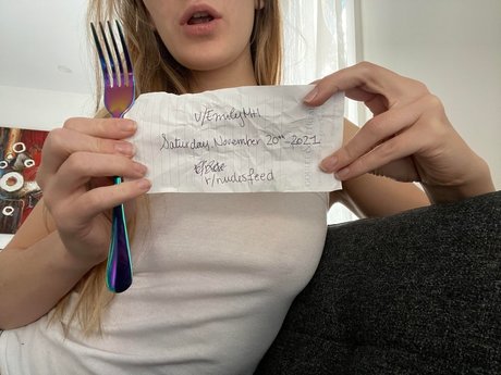 Emily Lee porno nacktheit galerie