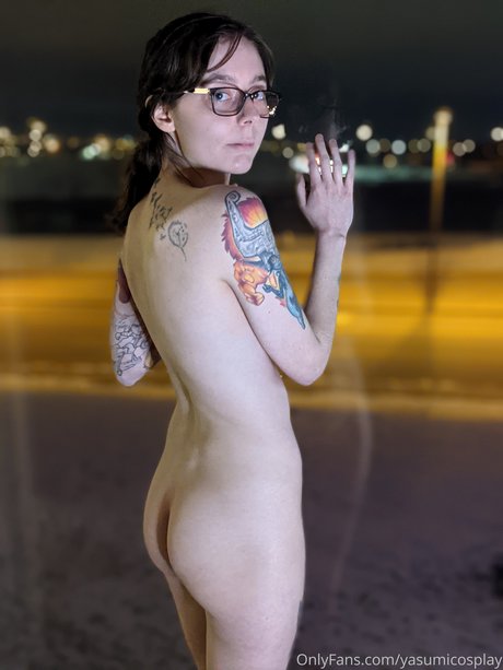 Yasumi Cosplay hd top fotos