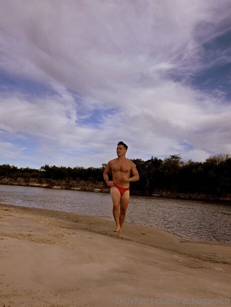 Nachoganico hübsche porno foto