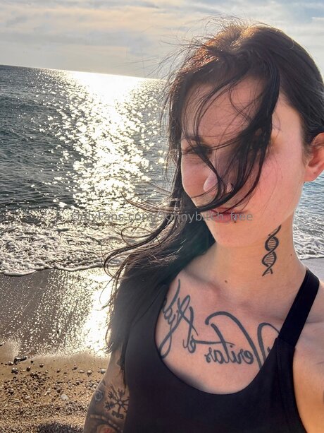 Skinnybitch Free schauspielerin nackt galerien