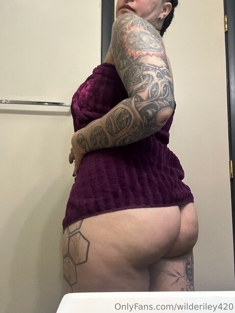 Wilderiley420 model top foto