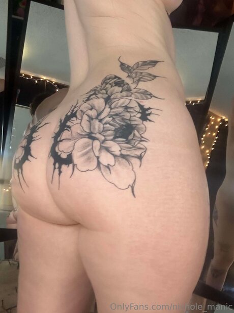 Nichole Manic nacktheit pornostar fotos