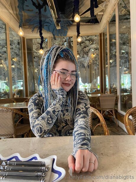 Dianabigtits hd heiße bild